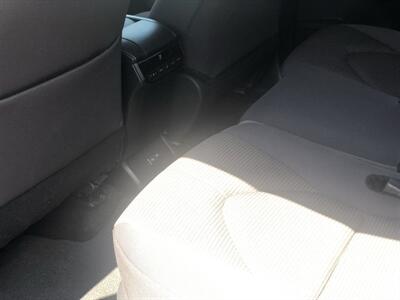 2024 Toyota Highlander LE   - Photo 17 - Owatonna, MN 55060