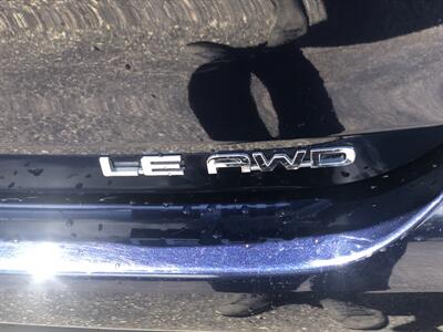 2024 Toyota Highlander LE   - Photo 12 - Owatonna, MN 55060