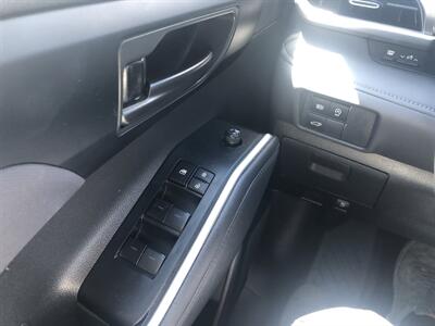 2024 Toyota Highlander LE   - Photo 33 - Owatonna, MN 55060