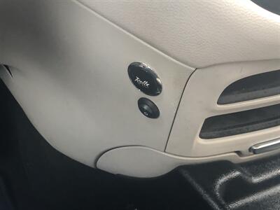 2019 Chrysler Pacifica Touring L   - Photo 37 - Owatonna, MN 55060