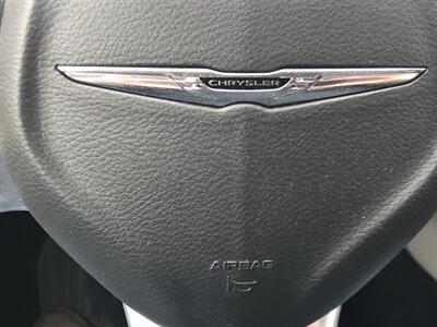 2022 Chrysler Voyager LX   - Photo 20 - Owatonna, MN 55060