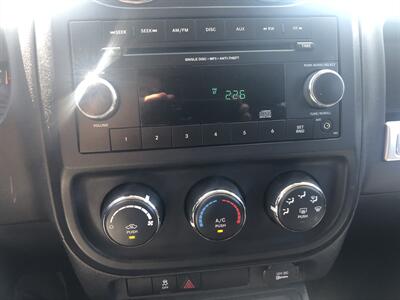 2014 Jeep Compass Sport   - Photo 20 - Owatonna, MN 55060