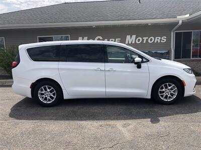 2023 Chrysler Pacifica Touring L Van