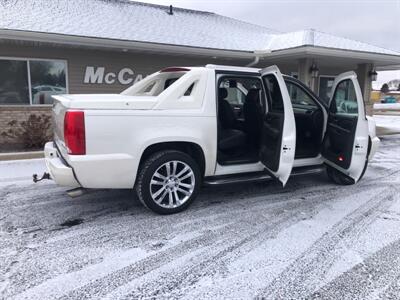 2012 Cadillac Escalade EXT Luxury   - Photo 22 - Owatonna, MN 55060