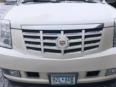 2012 Cadillac Escalade EXT Luxury   - Photo 4 - Owatonna, MN 55060