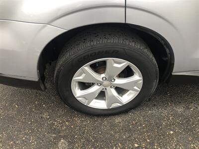 2016 Subaru Forester 2.5i Premium   - Photo 12 - Owatonna, MN 55060