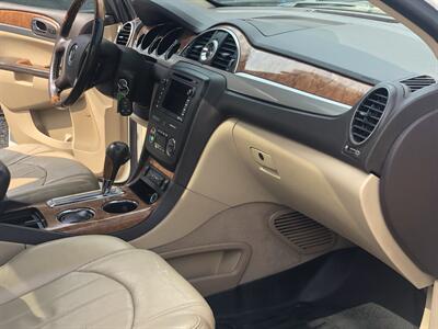 2011 Buick Enclave CXL-2   - Photo 23 - Owatonna, MN 55060