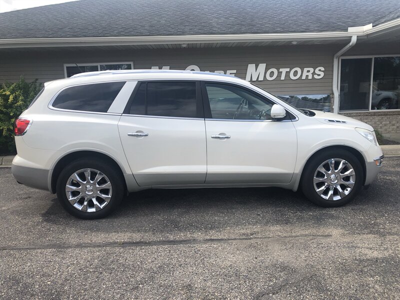 2011 Buick Enclave CXL-2   - Photo 1 - Owatonna, MN 55060