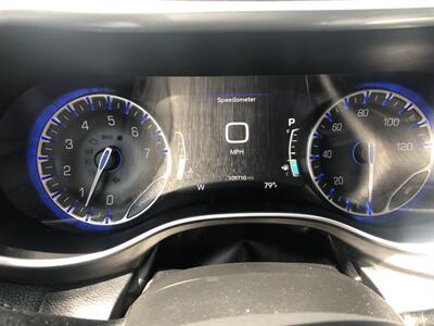 2018 Chrysler Pacifica Limited   - Photo 42 - Owatonna, MN 55060