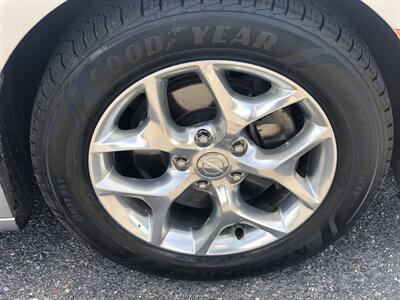 2018 Chrysler Pacifica Limited   - Photo 12 - Owatonna, MN 55060