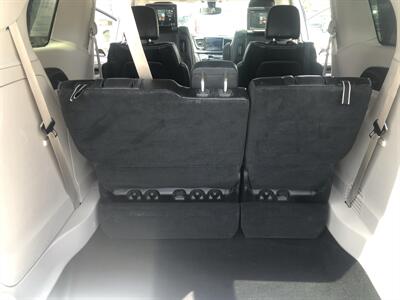 2018 Chrysler Pacifica Limited   - Photo 28 - Owatonna, MN 55060