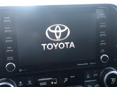 2020 Toyota Highlander XLE   - Photo 22 - Owatonna, MN 55060
