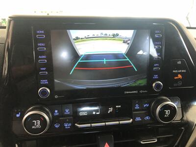 2020 Toyota Highlander XLE   - Photo 32 - Owatonna, MN 55060