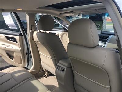 2013 Nissan Altima 2.5 SL   - Photo 25 - Owatonna, MN 55060