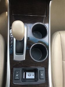 2013 Nissan Altima 2.5 SL   - Photo 37 - Owatonna, MN 55060