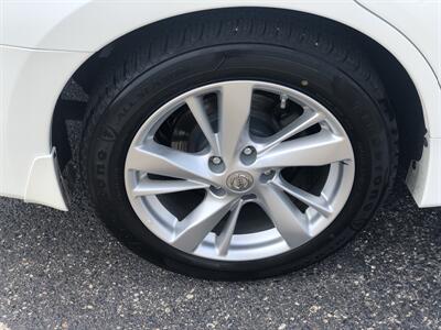 2013 Nissan Altima 2.5 SL   - Photo 11 - Owatonna, MN 55060