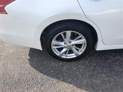 2013 Nissan Altima 2.5 SL   - Photo 10 - Owatonna, MN 55060