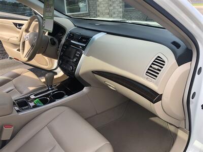 2013 Nissan Altima 2.5 SL   - Photo 28 - Owatonna, MN 55060