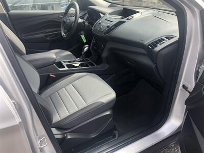 2018 Ford Escape S   - Photo 14 - Owatonna, MN 55060
