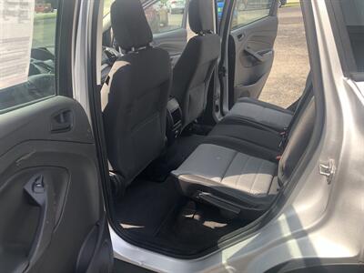 2018 Ford Escape S   - Photo 23 - Owatonna, MN 55060