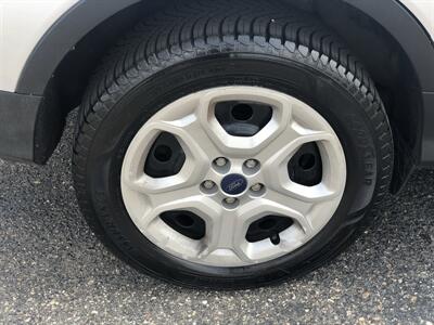 2018 Ford Escape S   - Photo 12 - Owatonna, MN 55060