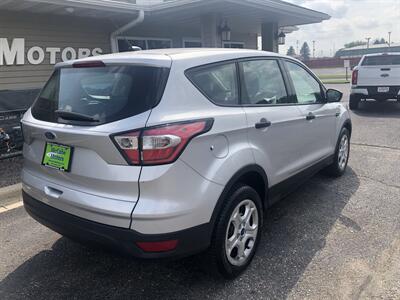 2018 Ford Escape S   - Photo 10 - Owatonna, MN 55060