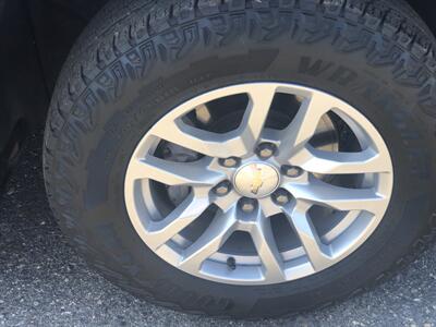2021 Chevrolet Silverado 1500 LT   - Photo 12 - Owatonna, MN 55060
