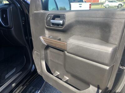 2021 Chevrolet Silverado 1500 LT   - Photo 15 - Owatonna, MN 55060