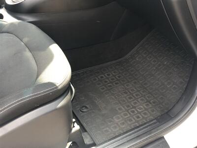 2017 Kia Soul +   - Photo 22 - Owatonna, MN 55060