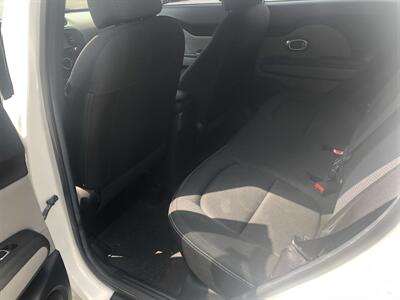 2017 Kia Soul +   - Photo 17 - Owatonna, MN 55060