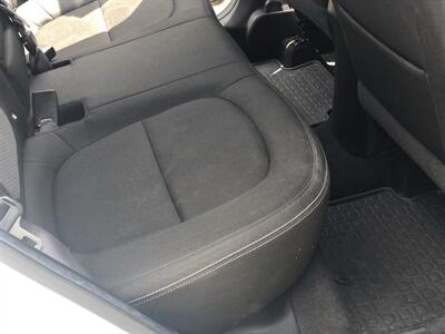 2017 Kia Soul +   - Photo 24 - Owatonna, MN 55060