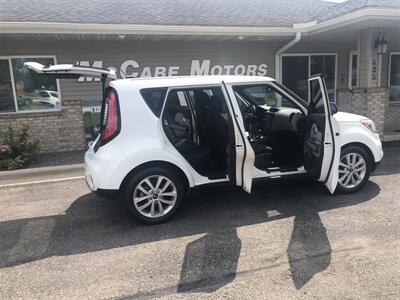 2017 Kia Soul +   - Photo 26 - Owatonna, MN 55060