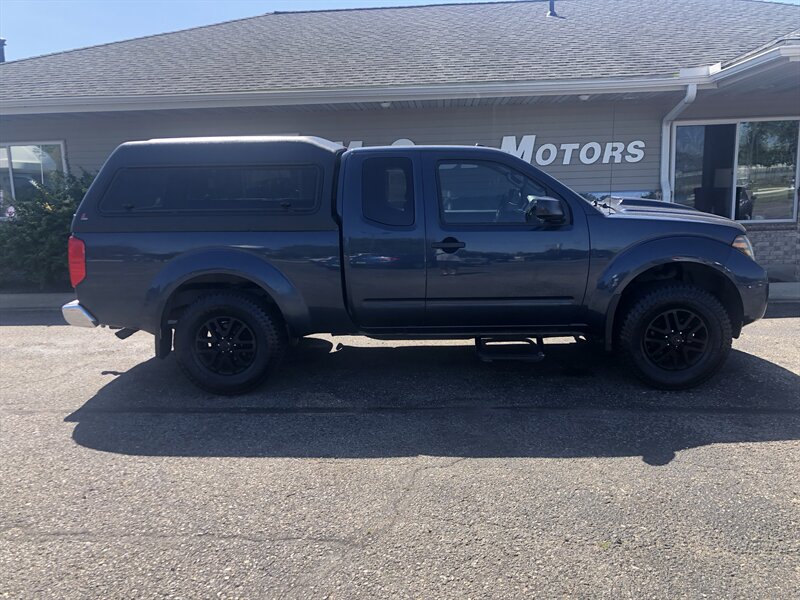 2015 Nissan Frontier SV V6  