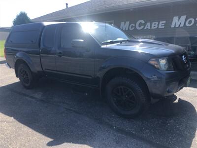 2015 Nissan Frontier SV V6   - Photo 4 - Owatonna, MN 55060
