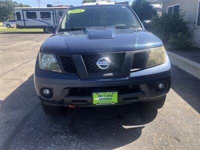 2015 Nissan Frontier SV V6   - Photo 3 - Owatonna, MN 55060