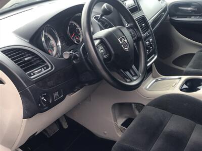 2016 Dodge Grand Caravan SXT   - Photo 11 - Owatonna, MN 55060