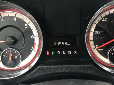 2016 Dodge Grand Caravan SXT   - Photo 18 - Owatonna, MN 55060