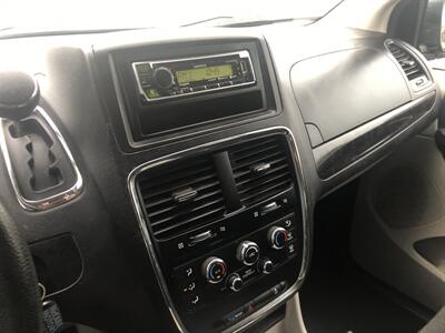 2016 Dodge Grand Caravan SXT   - Photo 20 - Owatonna, MN 55060