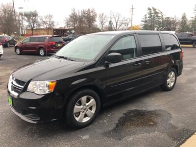 2017 Dodge Grand Caravan SE   - Photo 5 - Owatonna, MN 55060