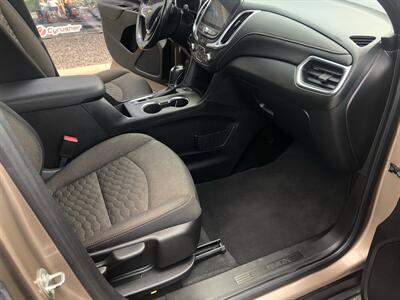 2018 Chevrolet Equinox LT   - Photo 22 - Owatonna, MN 55060