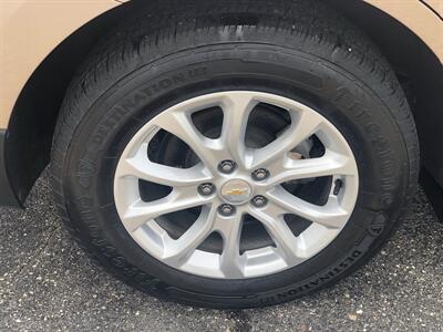 2018 Chevrolet Equinox LT   - Photo 10 - Owatonna, MN 55060