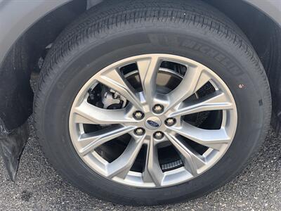 2024 Ford Explorer Limited   - Photo 8 - Owatonna, MN 55060