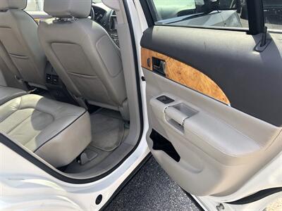 2013 Lincoln MKX   - Photo 32 - Owatonna, MN 55060