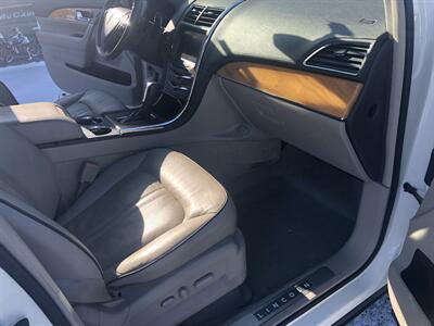 2013 Lincoln MKX   - Photo 12 - Owatonna, MN 55060