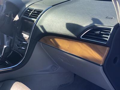 2013 Lincoln MKX   - Photo 13 - Owatonna, MN 55060