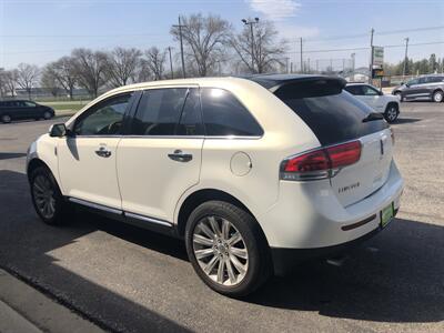 2013 Lincoln MKX   - Photo 9 - Owatonna, MN 55060