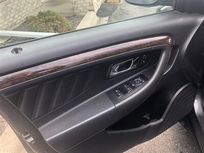 2015 Ford Taurus Limited   - Photo 29 - Owatonna, MN 55060