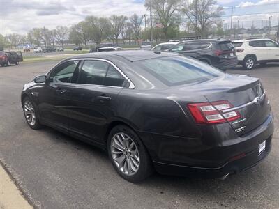 2015 Ford Taurus Limited   - Photo 14 - Owatonna, MN 55060