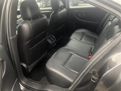 2015 Ford Taurus Limited   - Photo 23 - Owatonna, MN 55060