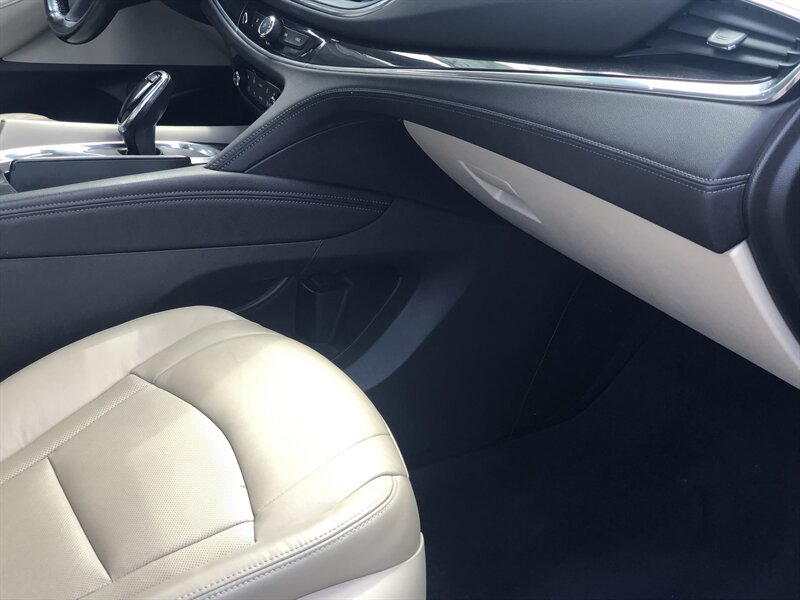 2021 Buick Enclave Premium - Photo 32